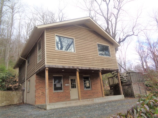 7121 Grady Holland RdNewland, NC, 28657Burke County
