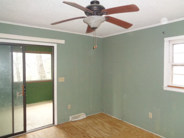 7121 Grady Holland RdNewland, NC, 28657Burke County