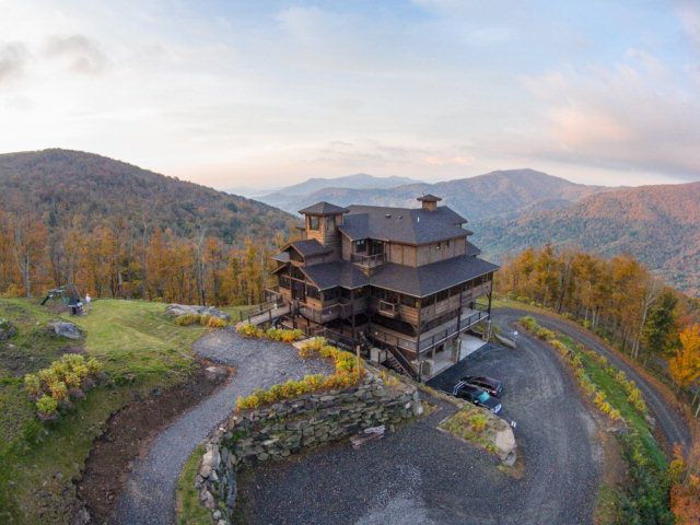 1600 Atria Lane, Newland, NC 28657