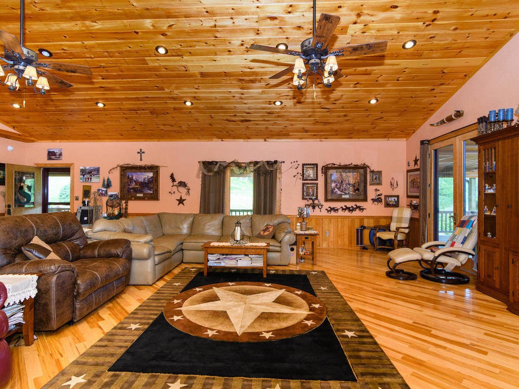 1345 Ivey Heights Road, Newland, NC 28657