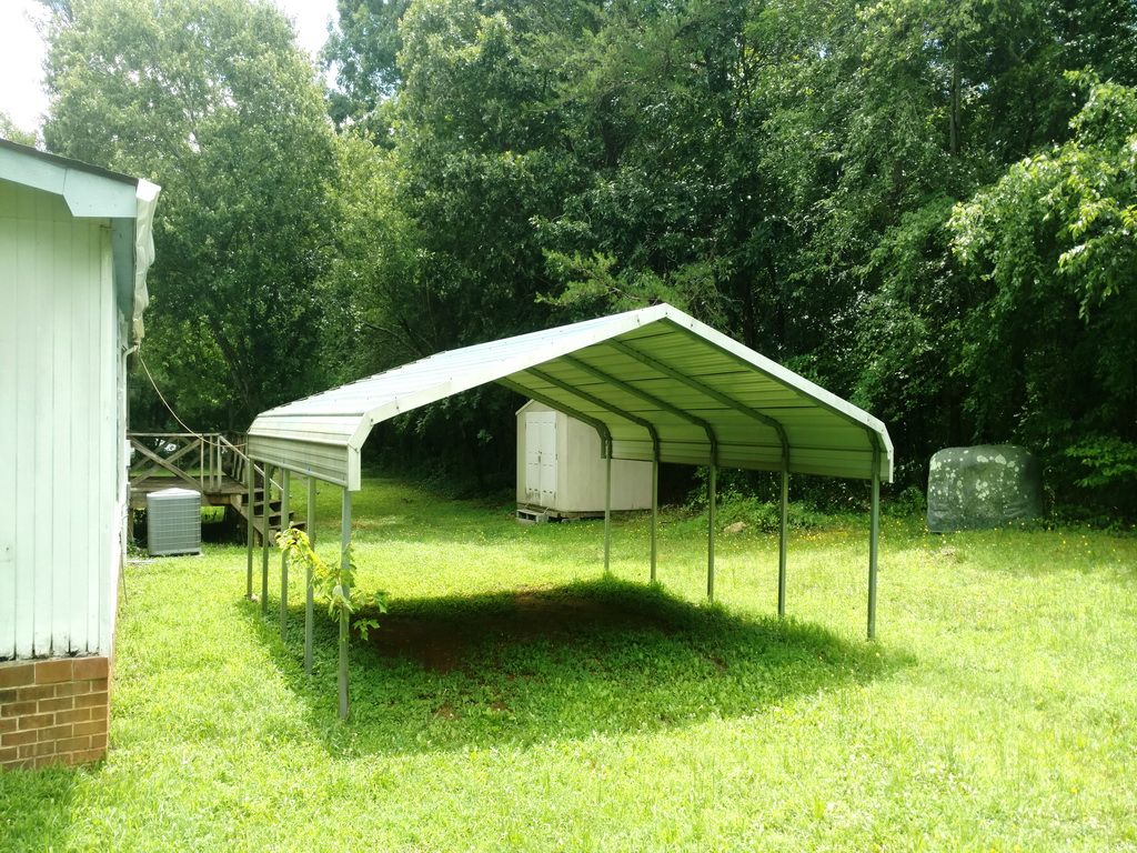 2904 Burnt Leaf LnNewton, NC, 28658Catawba County