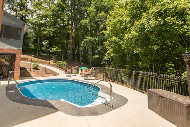 200 Worth St, N Wilkesboro, NC 28659