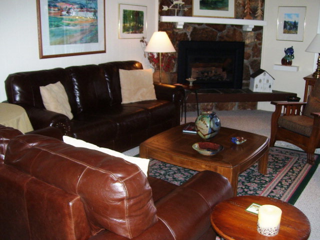 70 Ridge Rd, Roaring Gap, NC 28668