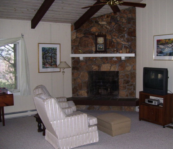 70 Ridge Rd, Roaring Gap, NC 28668