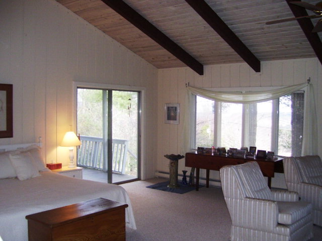 70 Ridge Rd, Roaring Gap, NC 28668
