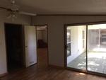 920 WHITE PLAINS RD