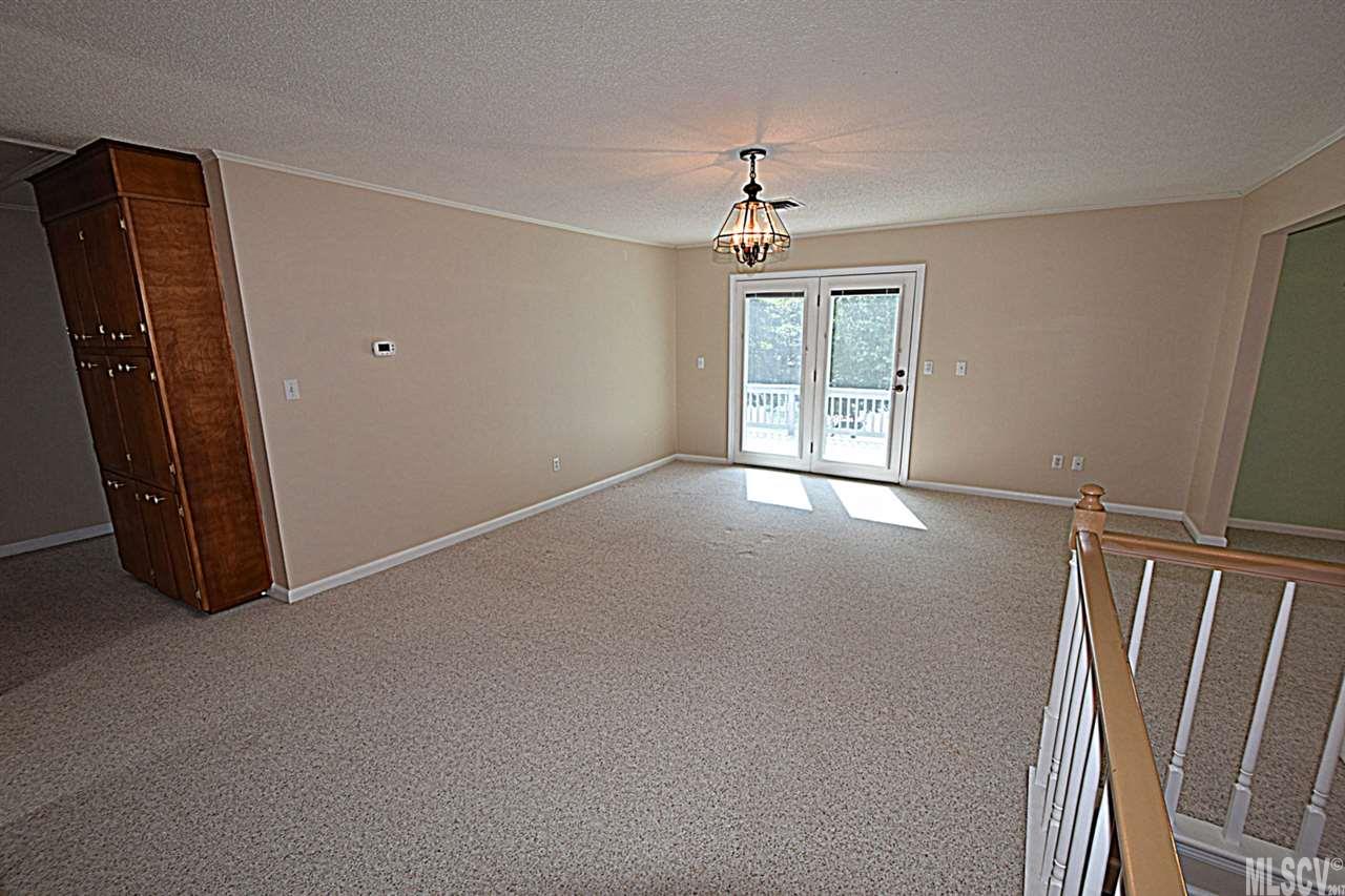 5194 GLENWOOD ST, Sherrills Ford, NC 28673