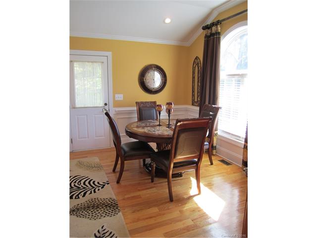 4294 Harbor Lane, Sherrills Ford, NC 28673