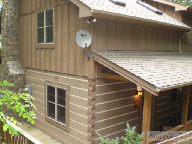 414 Timber Lakes Drive, Todd, NC 28684