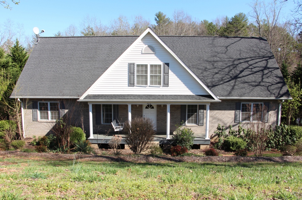 204 Springwood Dr, Valdese, United States 28690