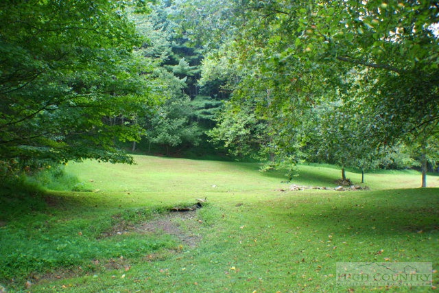 3448 Phillips Branch Road, Vilas, NC 28692