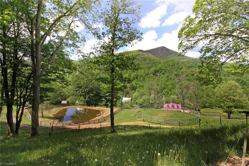 3760 Bald Mountain Road, West Jefferson, NC 28694