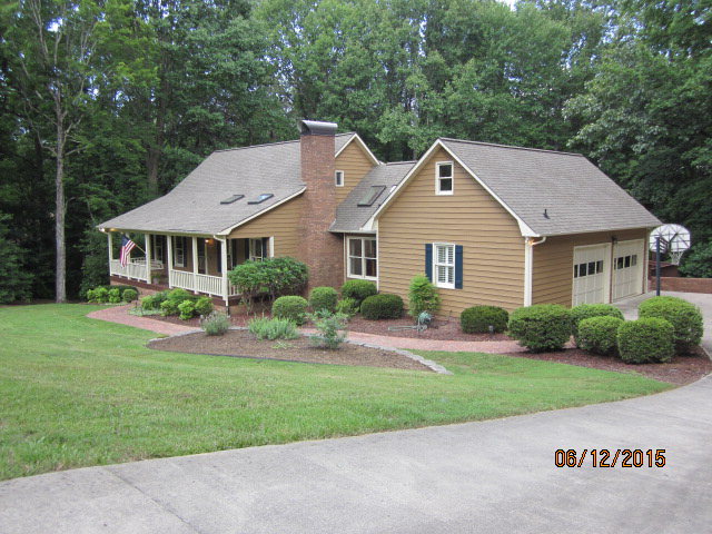 210 N Quail Cir, Wilkesboro, NC 28697