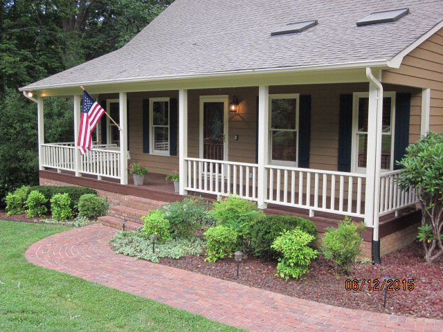 210 N Quail Cir, Wilkesboro, NC 28697