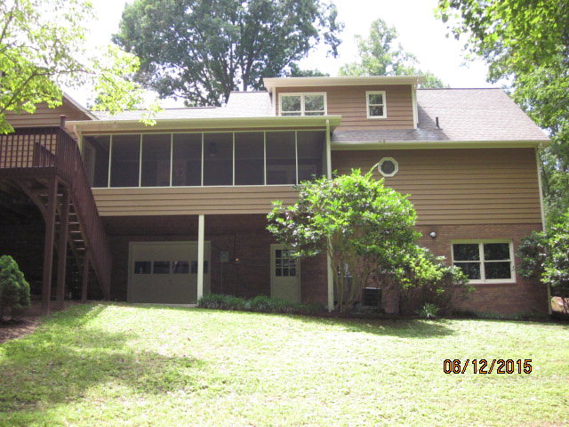 210 N Quail Cir, Wilkesboro, NC 28697