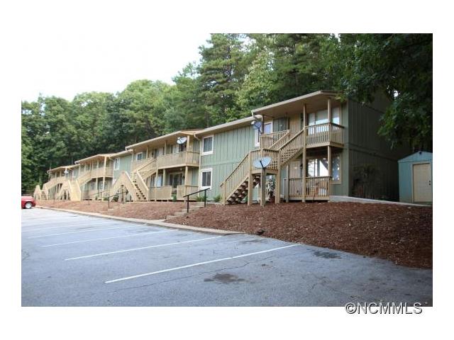 13 Christ School Road, Arden, NC 28704