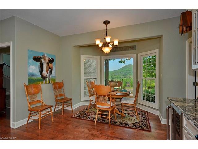 911 Clovertop Lane, Arden, NC 28704