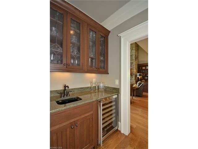 704 Craggyside Lane, Arden, NC 28704