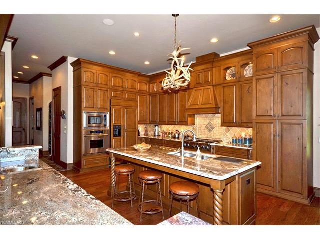 1812 Bella Vista Court, Arden, NC 28704