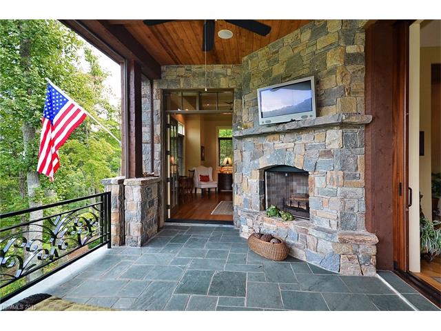 1832 Bella Vista Ct, Arden, NC 28704