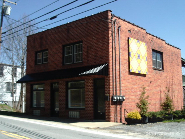 57 NC 226 Hwy, Bakersville, NC 28705