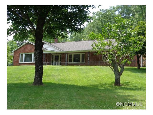 1861 Shoal Creek Road, Balsam Grove, NC 28708
