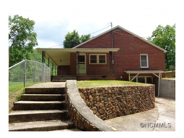 1861 Shoal Creek Road, Balsam Grove, NC 28708