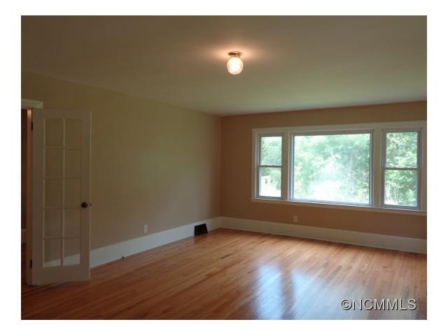 1861 Shoal Creek Road, Balsam Grove, NC 28708