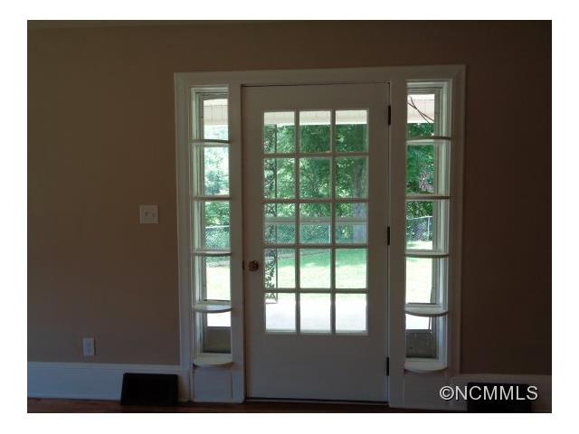 1861 Shoal Creek Road, Balsam Grove, NC 28708