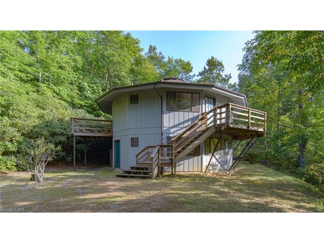110 Chestnut Hill Road, Black Mountain, NC 28711