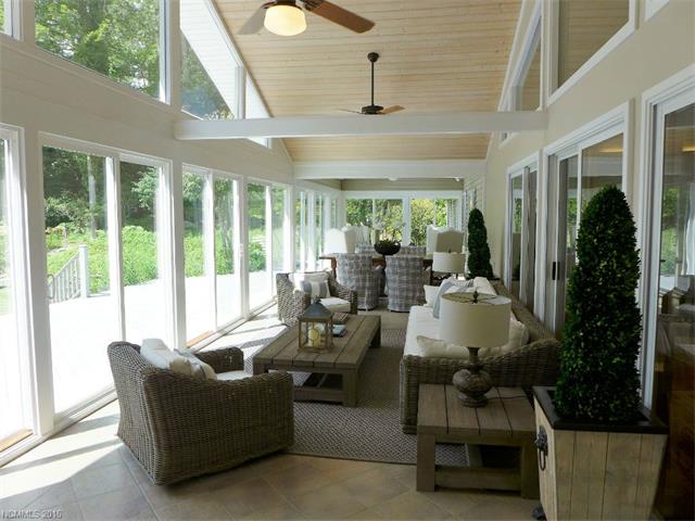 228 Arrowhead Road, Brevard, NC 28712