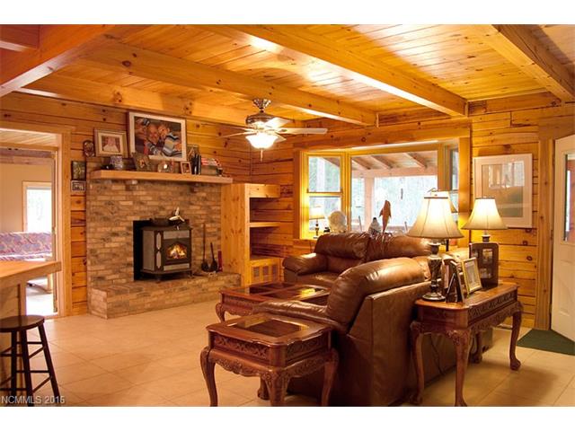 388/288/228 Hard to Find Drive, Brevard, NC 28712