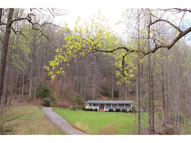 439 Wolf Pen Cove Road, Brevard, NC 28712