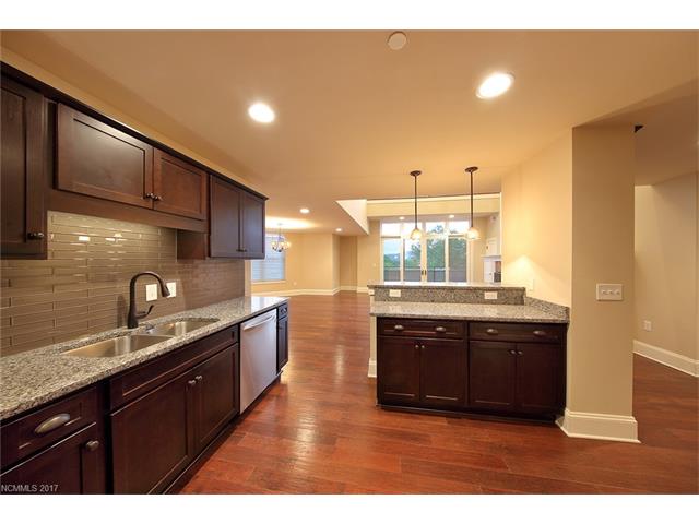 29 W French Broad St, Brevard, NC 28712