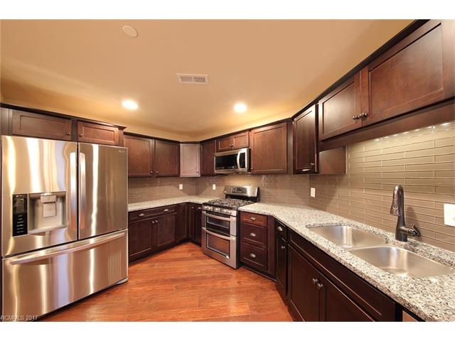 29 W French Broad St, Brevard, NC 28712