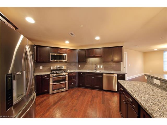 29 W French Broad St, Brevard, NC 28712