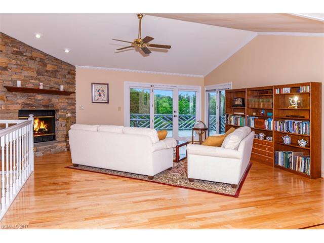 4949 Connestee Trail, Brevard, NC 28712