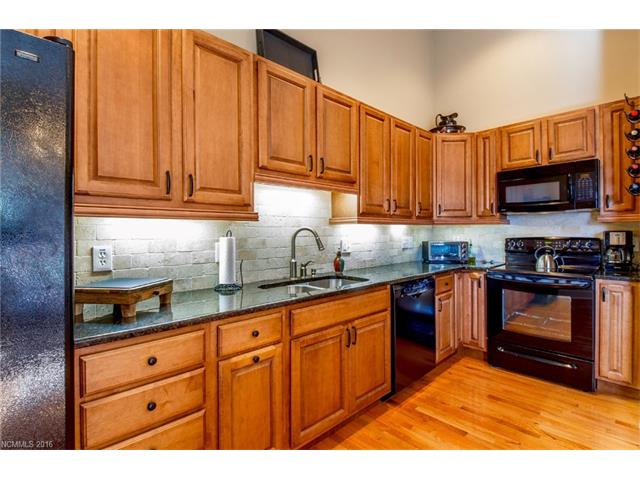 4346 Connestee Trail, Brevard, NC 28712