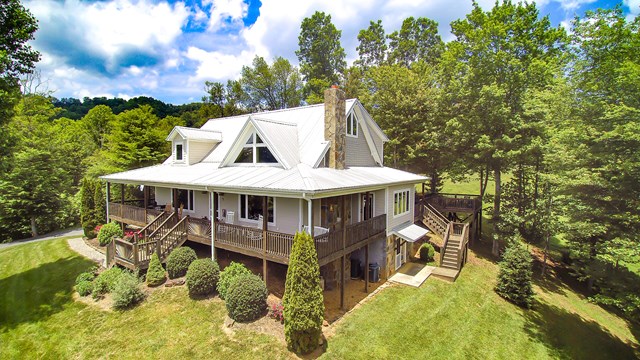 260 Taylor Lane, Burnsville, NC 28714