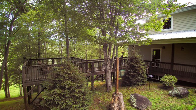 260 Taylor Lane, Burnsville, NC 28714
