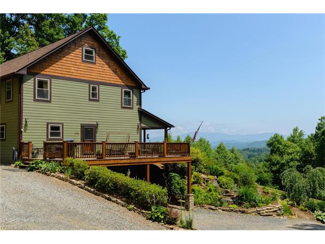 216 Simmons Road, Burnsville, NC 28714