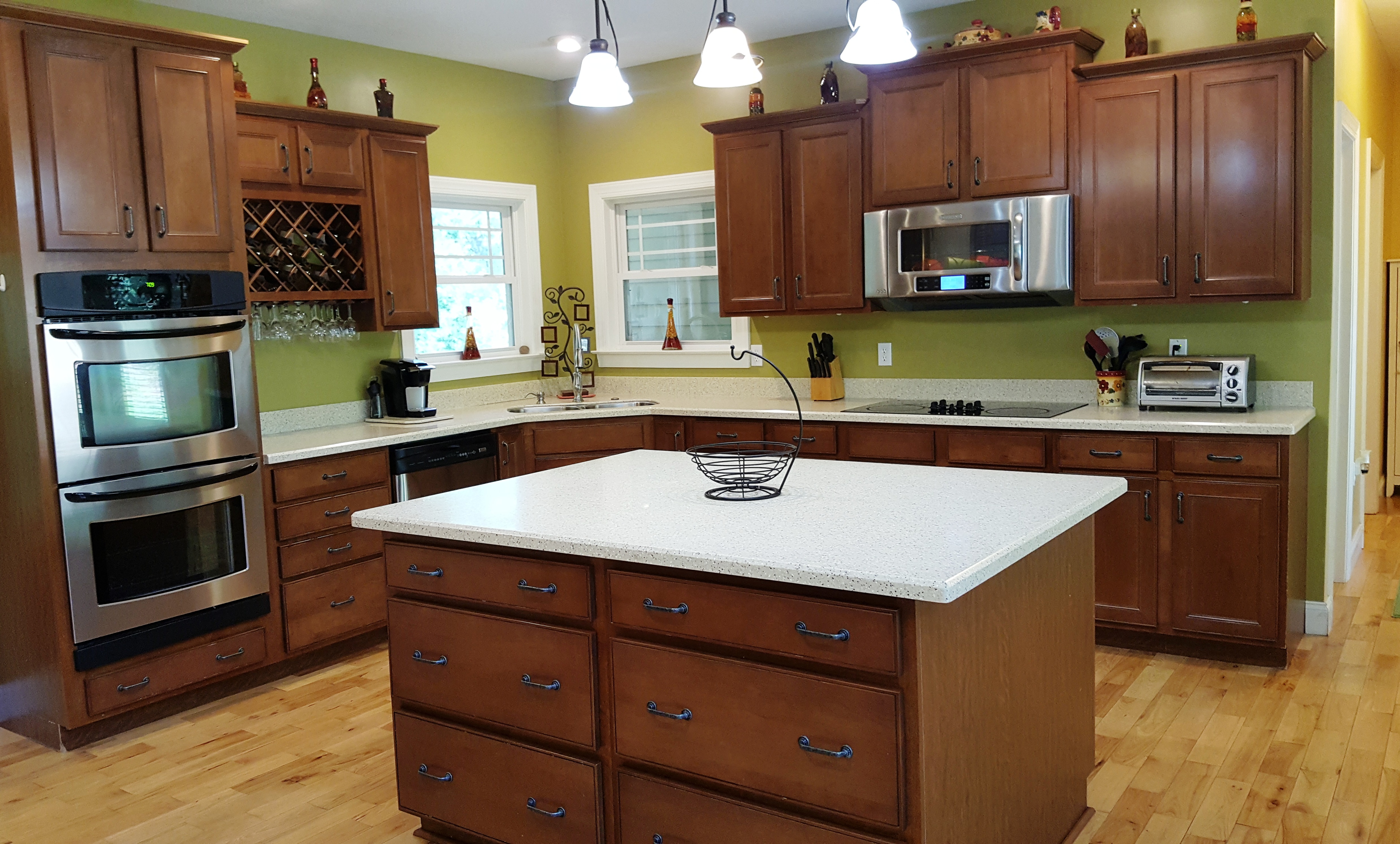 72 Vintage Rd, Candler, NC 28715