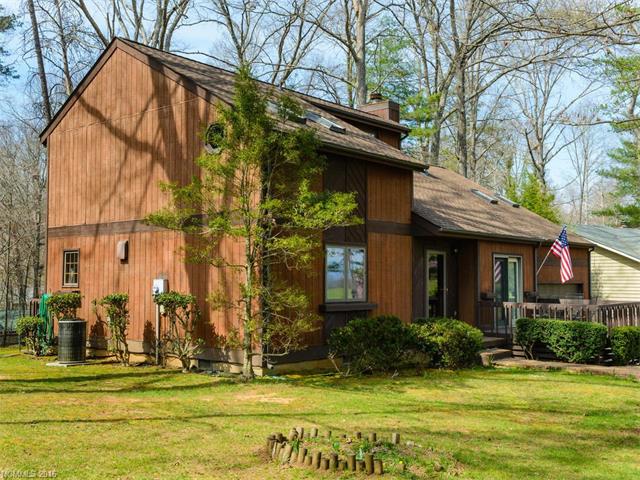 14 Oakwood Road, Candler, NC 28715