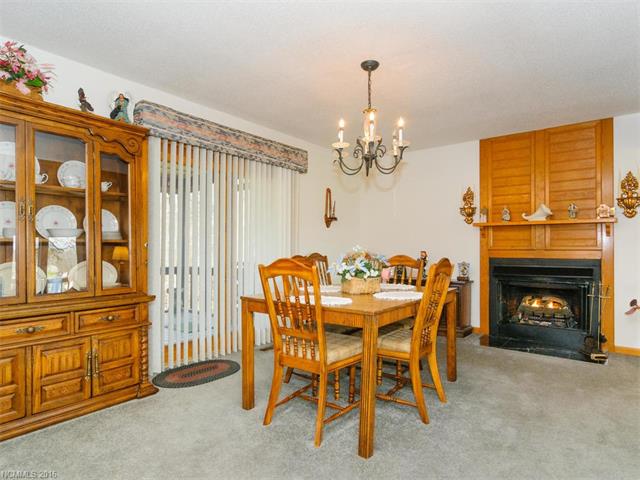 14 Oakwood Road, Candler, NC 28715