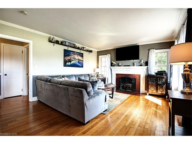 763 Asbury Road, Candler, NC 28715