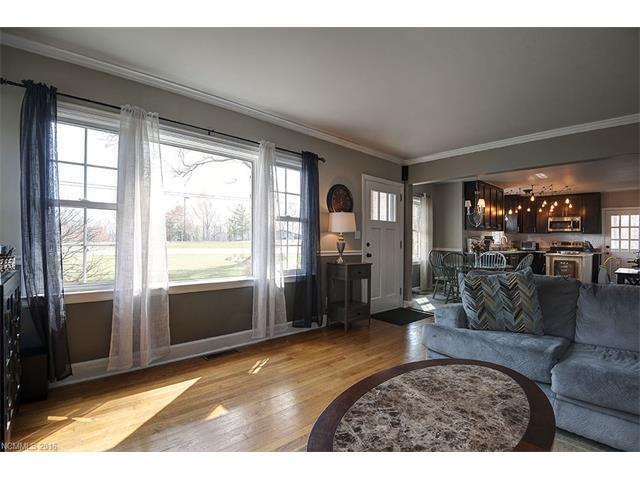 763 Asbury Road, Candler, NC 28715