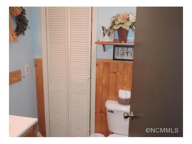 141 Chambers Cove Road, Canton, NC 28716