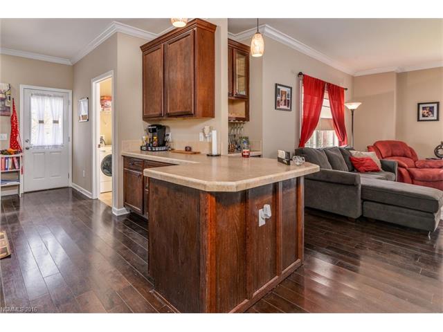402 Reynolds Drive, Canton, NC 28716