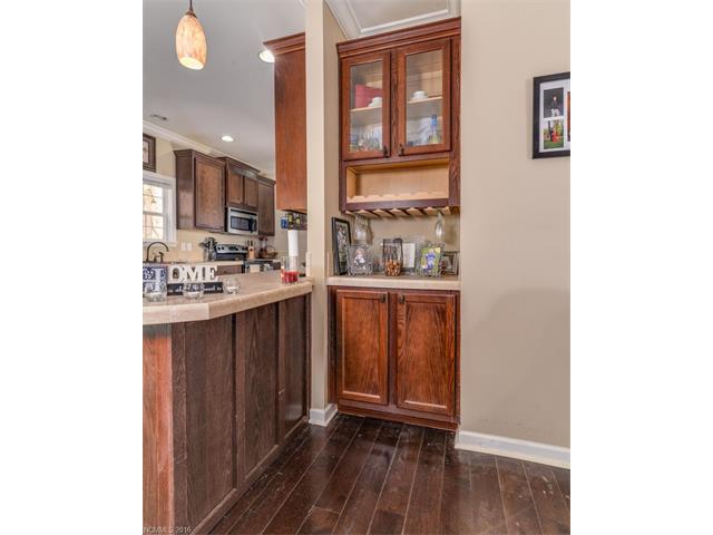 402 Reynolds Drive, Canton, NC 28716