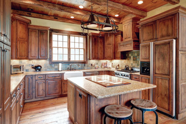 469 West Rochester Drive, Cashiers, NC 28717
